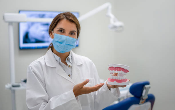Best Emergency Dentist for Knocked-Out Tooth in Lamont, CA
