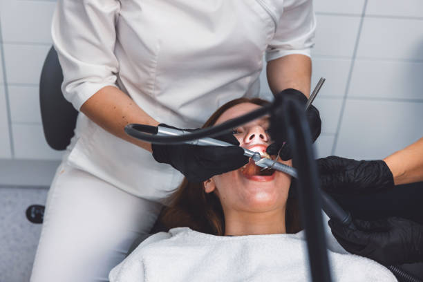Best Broken or Cracked Tooth Emergency Dentist in Lamont, CA